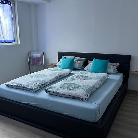 Apartments Und Zimmer Vettweiss Ngoại thất bức ảnh