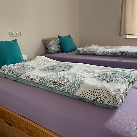Apartments Und Zimmer Vettweiss Ngoại thất bức ảnh